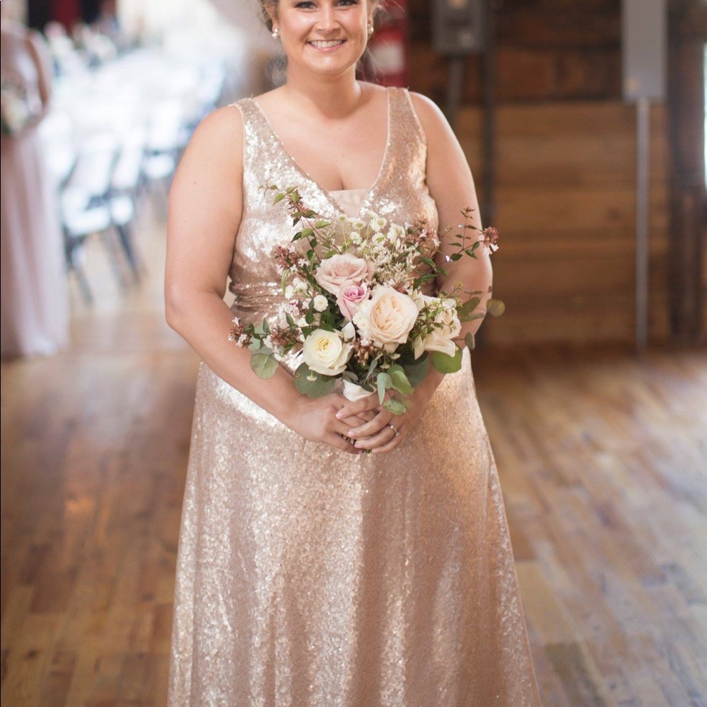 Lulu’s gold sequin Dress